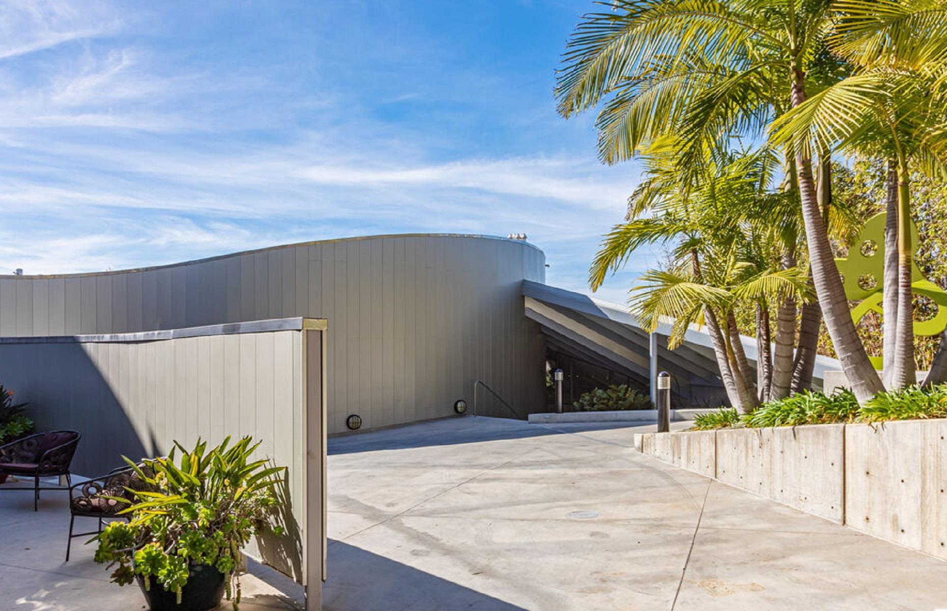 Feng Shui-inspired home, California, USA